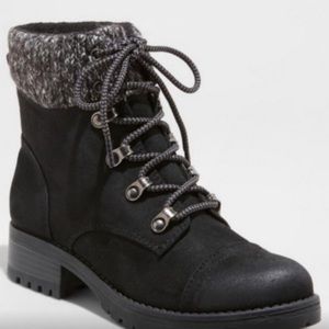 NWT Universal Thread Danica Boots